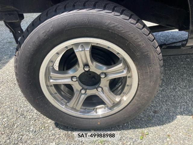 Suzuki JIMNY 2007-10 8366494-13
