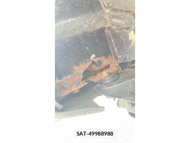 Suzuki JIMNY 2007-10 8366494-24