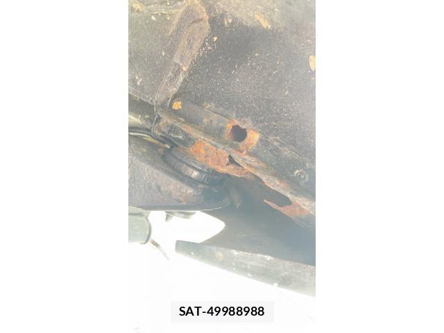 Suzuki JIMNY 2007-10 8366494-25