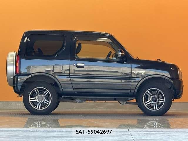 Suzuki JIMNY 2015-11 8366477-9