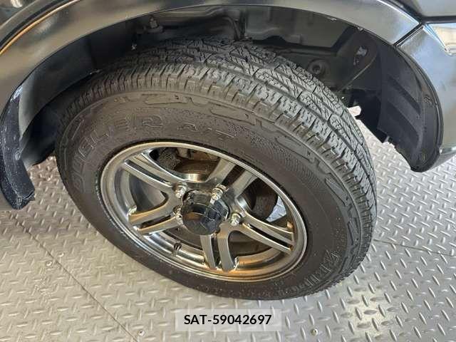 Suzuki JIMNY 2015-11 8366477-15