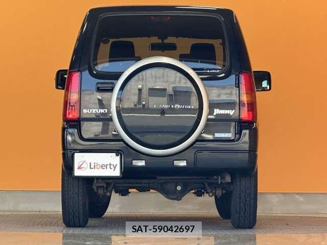 Suzuki JIMNY 2015-11 8366477-7