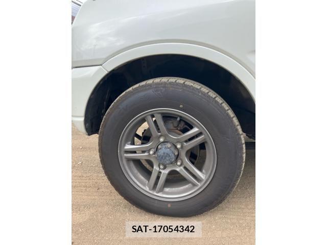 Suzuki JIMNY 2012-12 8371757-9