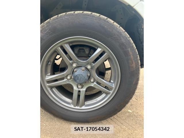 Suzuki JIMNY 2012-12 8371757-11