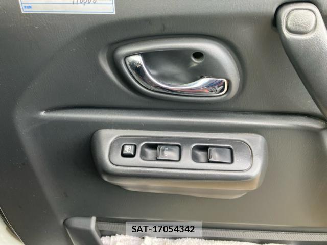 Suzuki JIMNY 2012-12 8371757-18