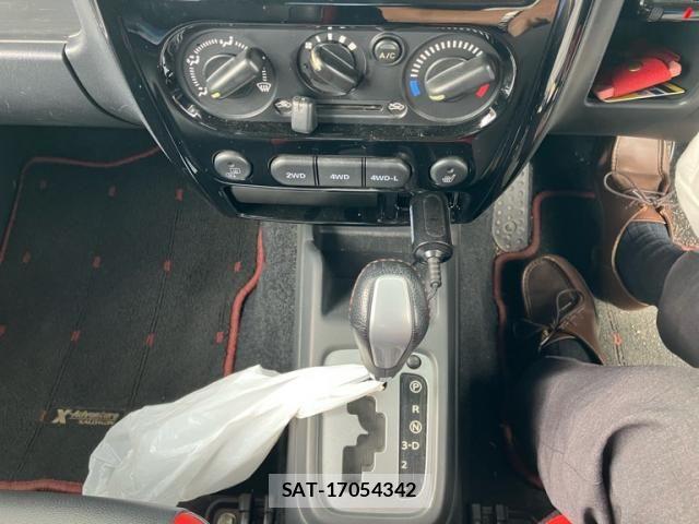 Suzuki JIMNY 2012-12 8371757-22