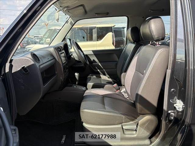 Suzuki JIMNY 2012-05 8371758-15
