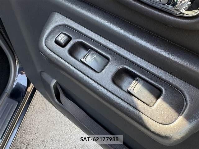 Suzuki JIMNY 2012-05 8371758-20