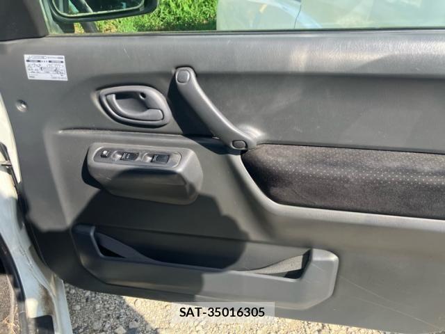 Suzuki JIMNY 2005-08 8371759-17