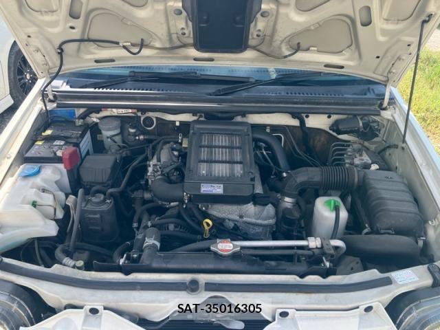 Suzuki JIMNY 2005-08 8371759-19