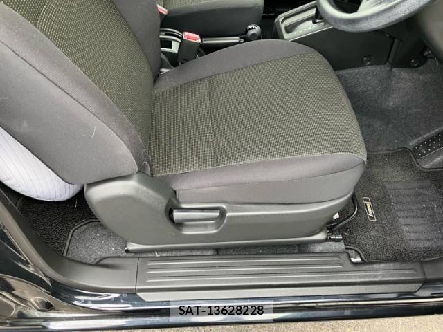 Suzuki JIMNY 2022-06 8371754-11