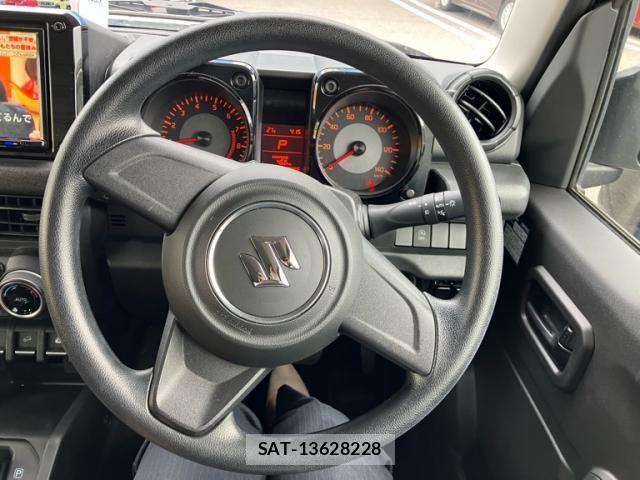 Suzuki JIMNY 2022-06 8371754-12