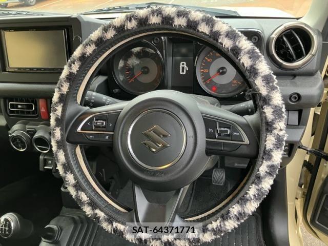 Suzuki JIMNY 2022-03 8371756-17