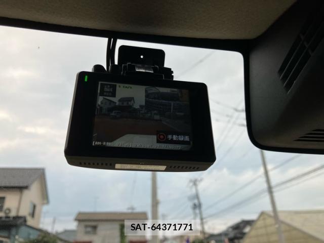 Suzuki JIMNY 2022-03 8371756-27