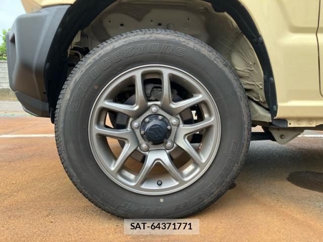 Suzuki JIMNY 2022-03 8371756-7