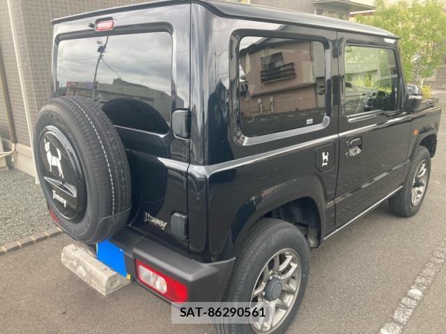 Suzuki JIMNY 2022-08 8413008-2