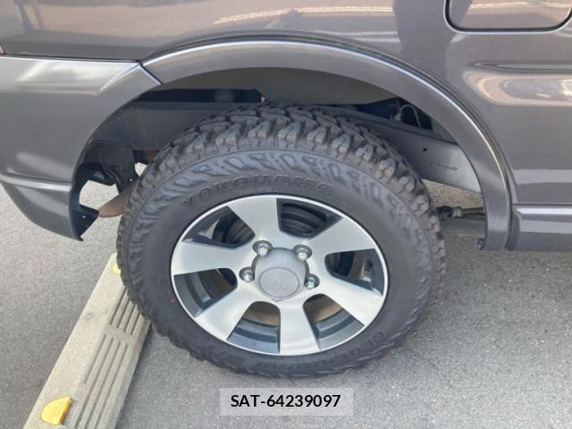 Suzuki JIMNY 2011-09 8413031-6
