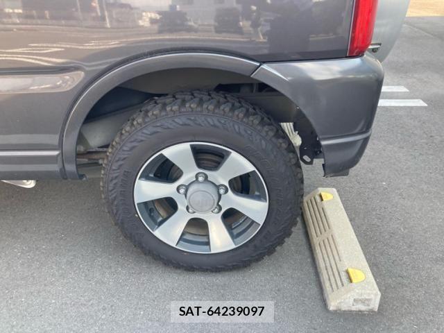 Suzuki JIMNY 2011-09 8413031-7