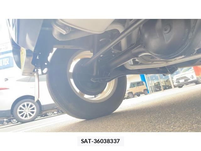 Suzuki JIMNY 2015-08 8413018-4