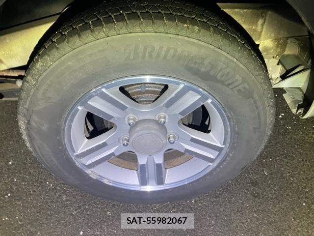 Suzuki JIMNY 2011-10 8413028-9