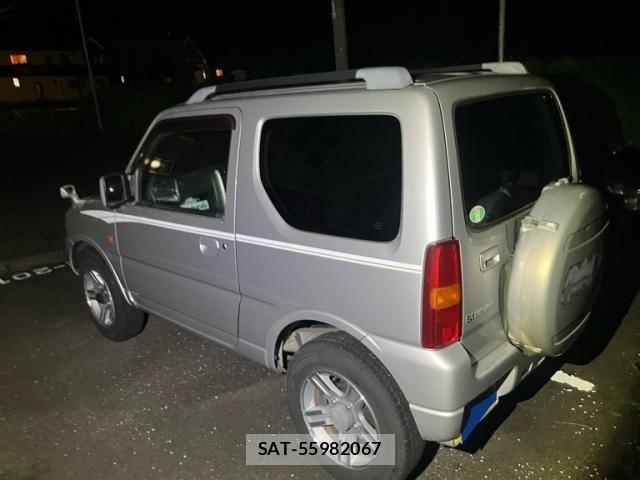 Suzuki JIMNY 2011-10 8413028-5