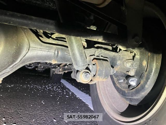Suzuki JIMNY 2011-10 8413028-6