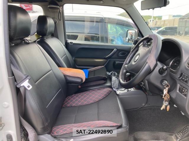 Suzuki JIMNY 2005-12 8413033-12
