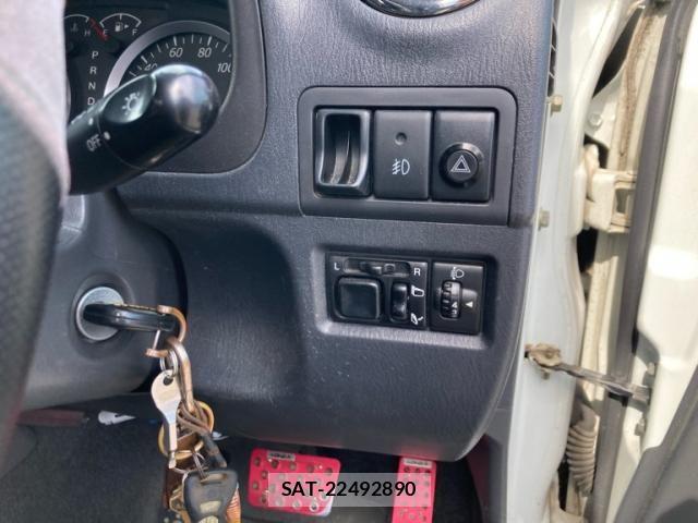 Suzuki JIMNY 2005-12 8413033-14