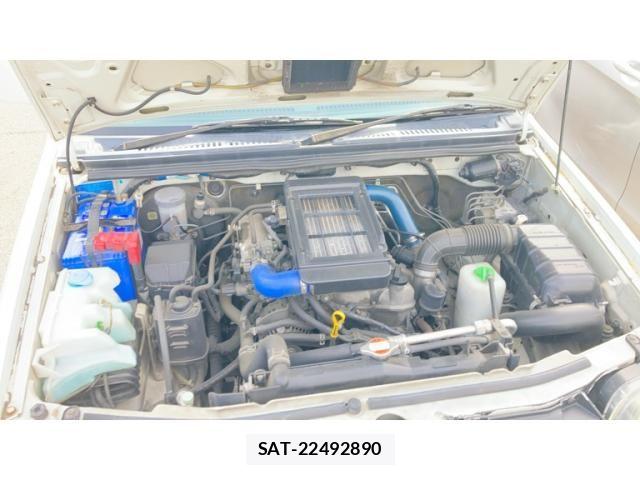 Suzuki JIMNY 2005-12 8413033-21