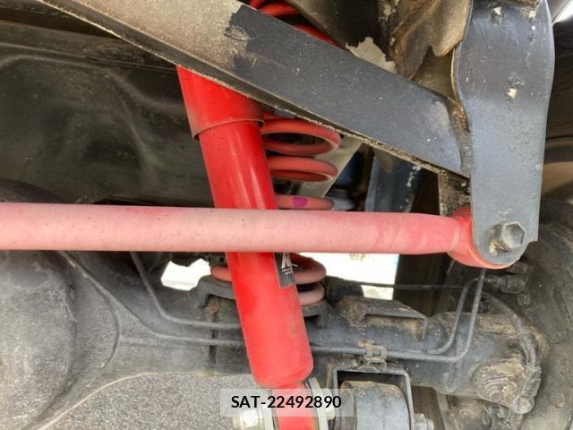 Suzuki JIMNY 2005-12 8413033-4