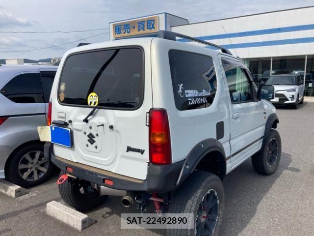 Suzuki JIMNY 2005-12 8413033-6