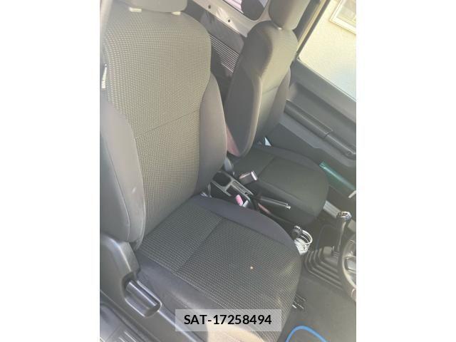 Suzuki JIMNY 2019-09 8413002-13