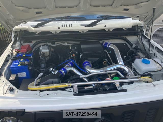 Suzuki JIMNY 2019-09 8413002-26