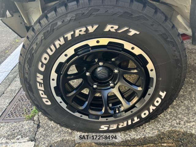 Suzuki JIMNY 2019-09 8413002-8