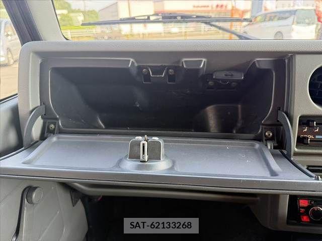 Suzuki JIMNY 1996-01 8413034-24