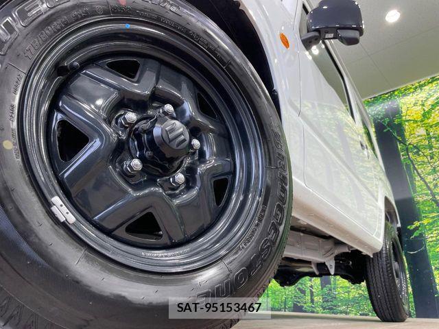 Suzuki JIMNY 2025-07 8438249-12