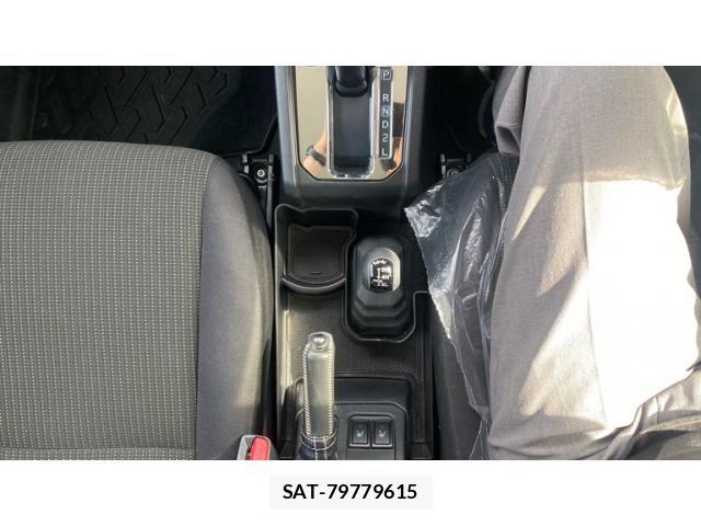 Suzuki JIMNY 2021-11 8438251-21