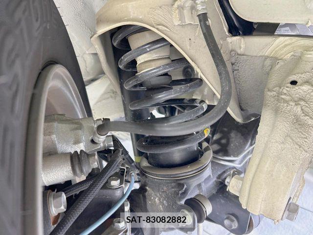 Suzuki JIMNY 2024-05 8457722-19
