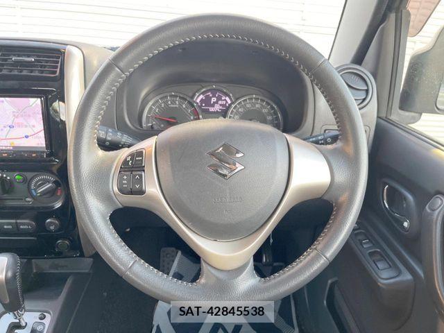 Suzuki JIMNY 2017-12 8457733-10