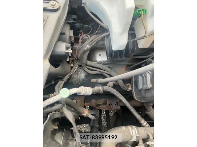 Suzuki JIMNY 2006-09 8457734-24