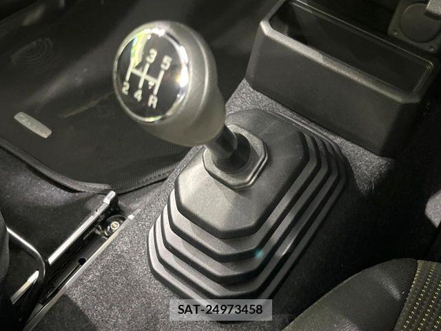 Suzuki JIMNY 2023-12 8457731-2