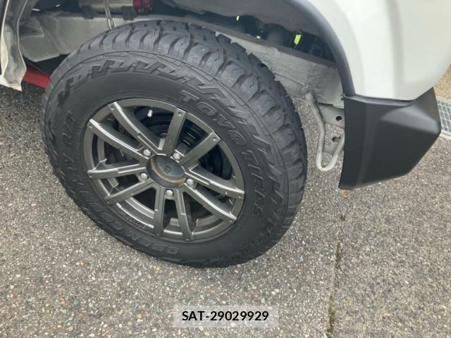 Suzuki JIMNY 2018-07 8457730-2