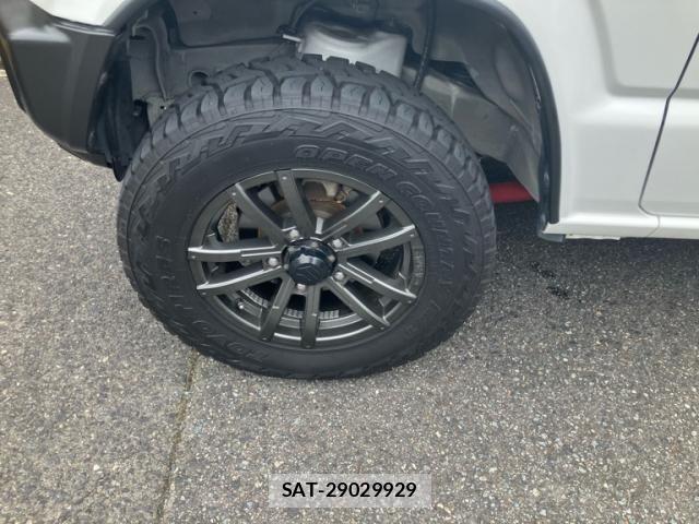 Suzuki JIMNY 2018-07 8457730-3