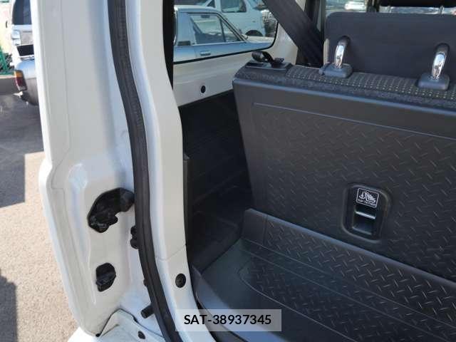 Suzuki JIMNY 2021-01 8485544-17
