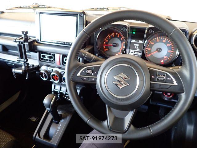Suzuki JIMNY 2022-04 8485533-16