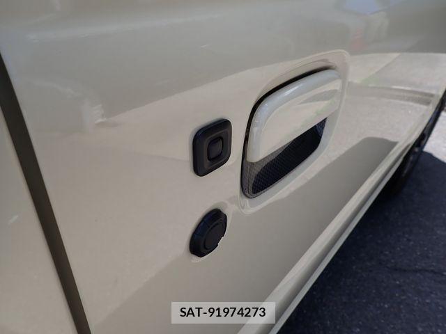 Suzuki JIMNY 2022-04 8485533-8