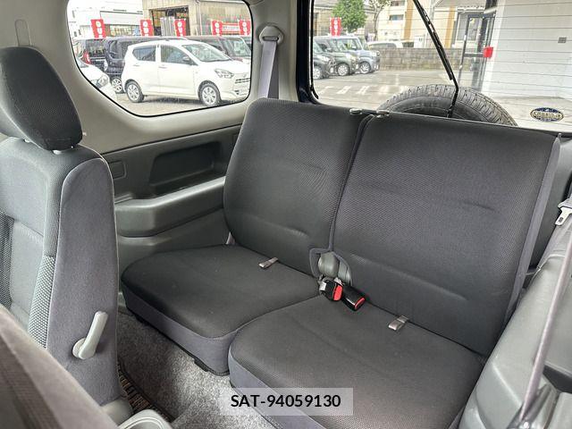 Suzuki JIMNY 2000-01 8525354-13