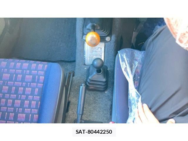 Suzuki JIMNY 1996-01 8525355-16