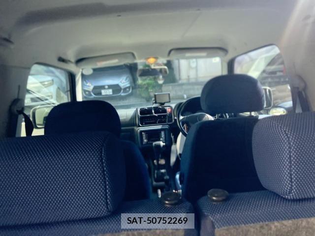 Suzuki JIMNY 2003-02 8562273-11