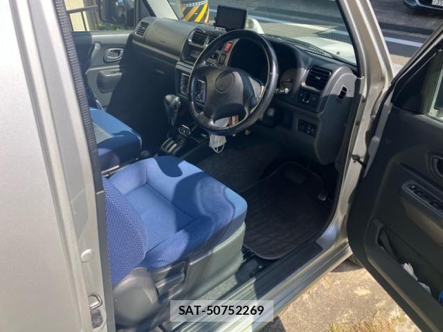 Suzuki JIMNY 2003-02 8562273-8
